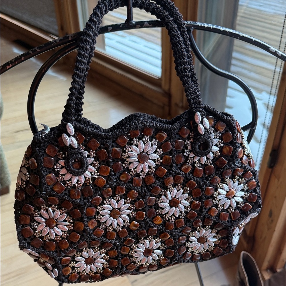 Handcrafted vintage Floral Seashell Beaded lined Hand Bag‎